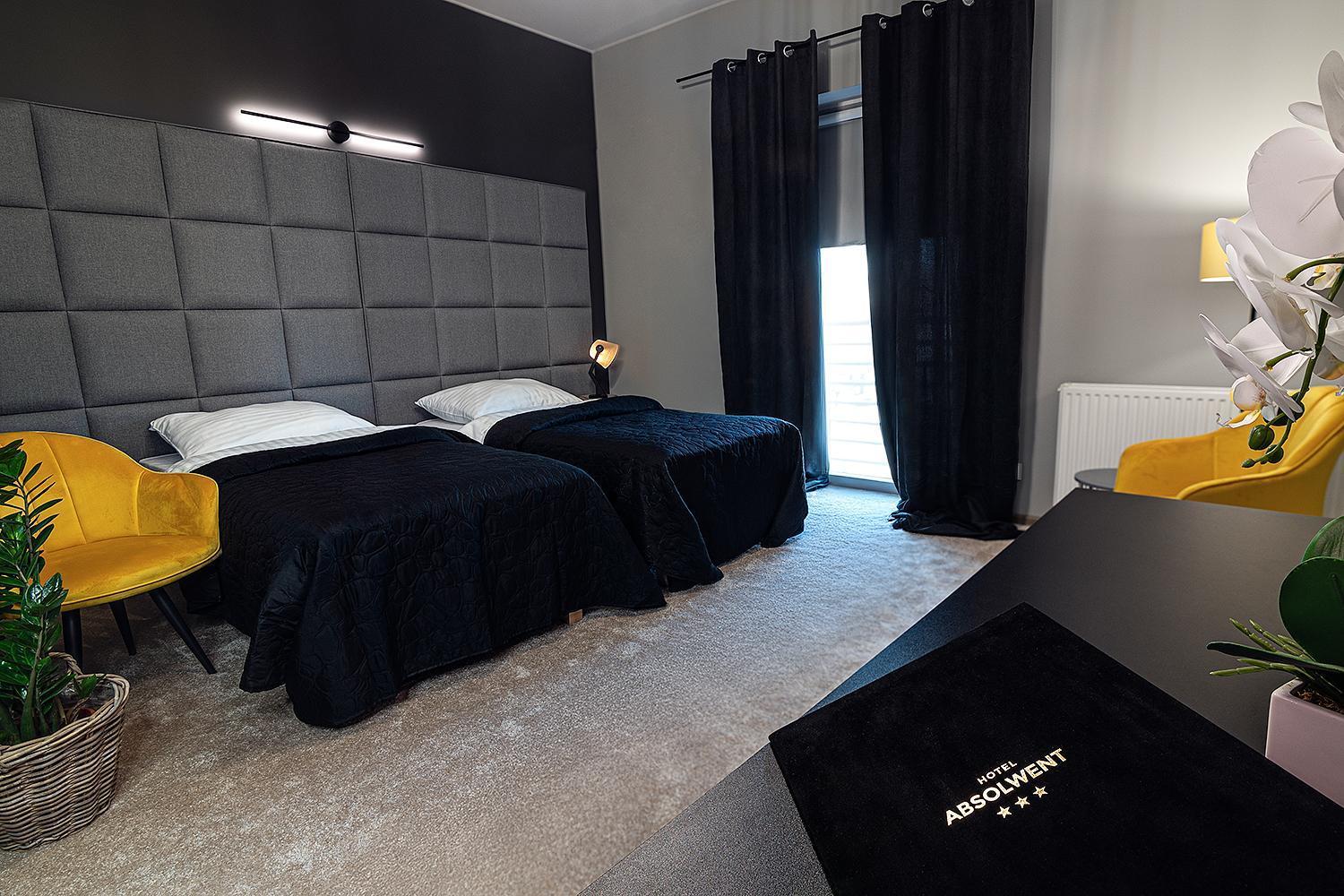 Gostyń Hotel Absolwent מראה חיצוני תמונה
