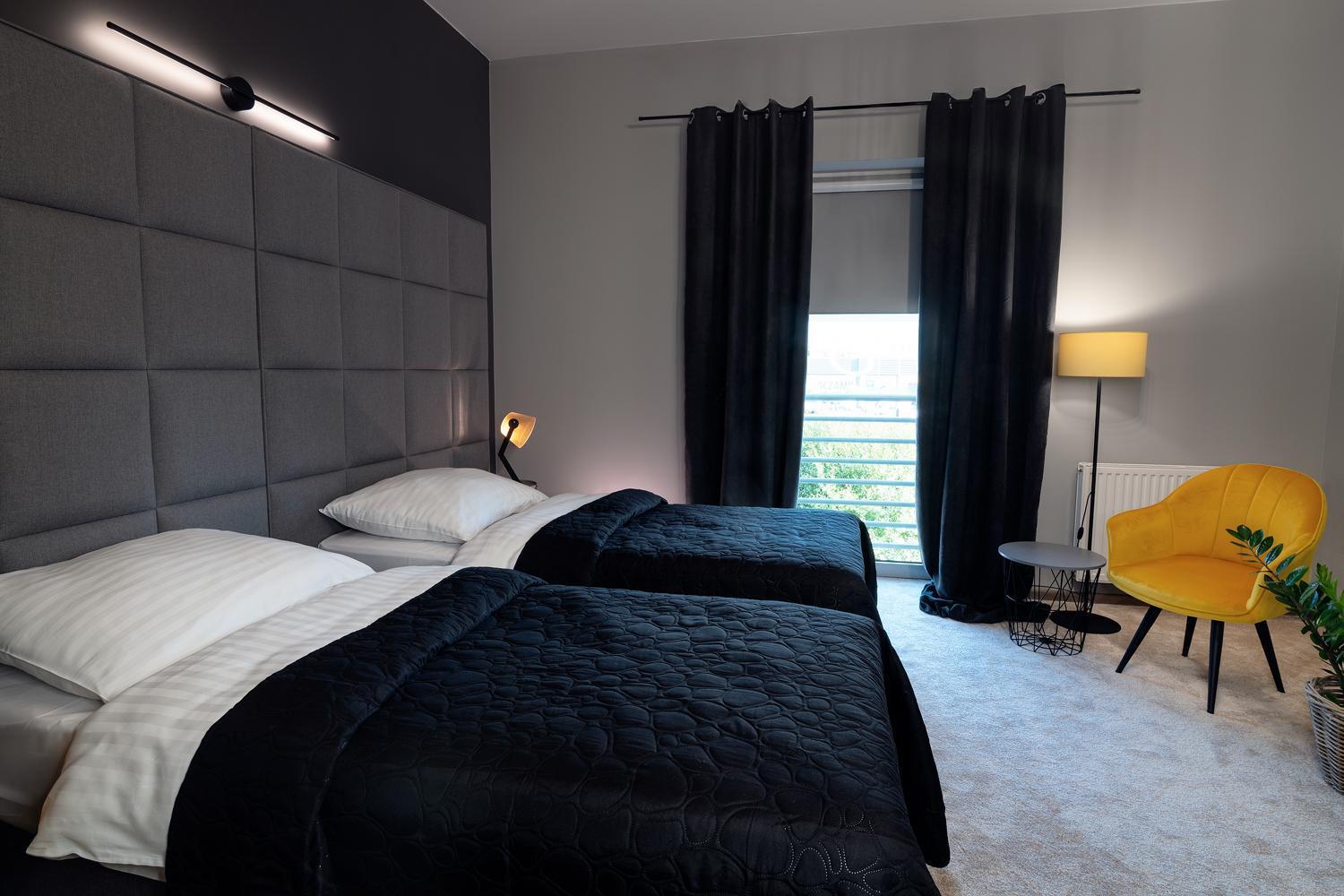Gostyń Hotel Absolwent מראה חיצוני תמונה