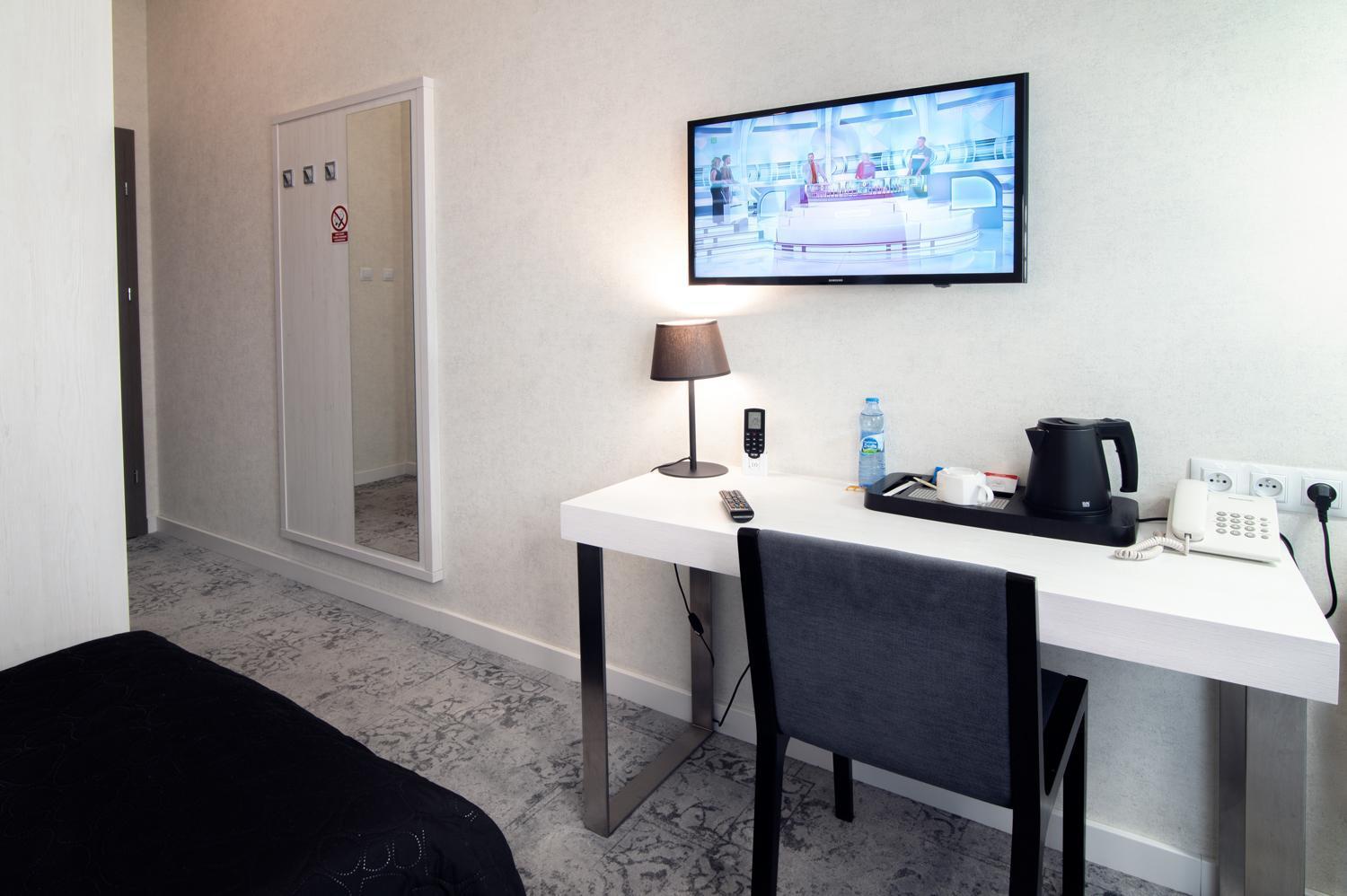 Gostyń Hotel Absolwent מראה חיצוני תמונה